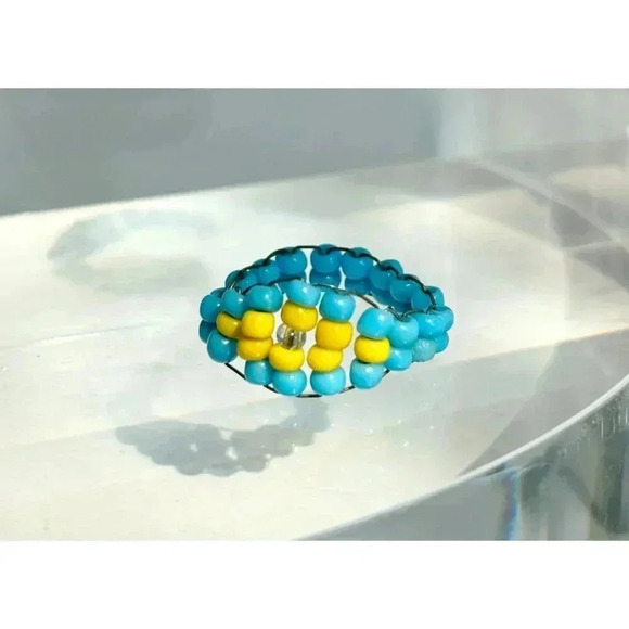 Vintage Handmade Blue & Yellow Beaded Tapered Shank Ring - Size 4 - Picture 2 of 8